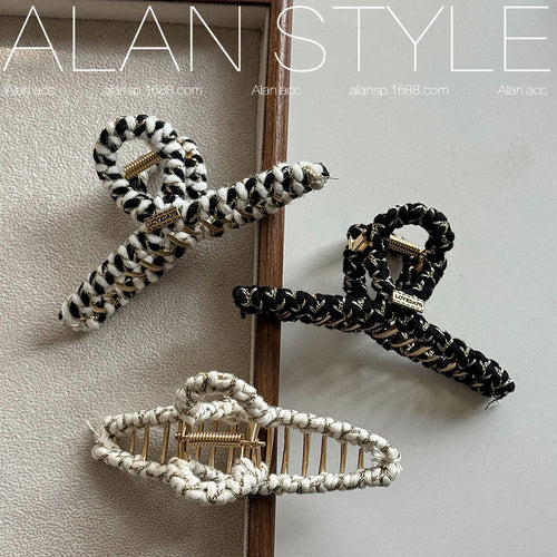 Classic Black Hair Claw Clip – Strong Hold Updo Hair Accessory