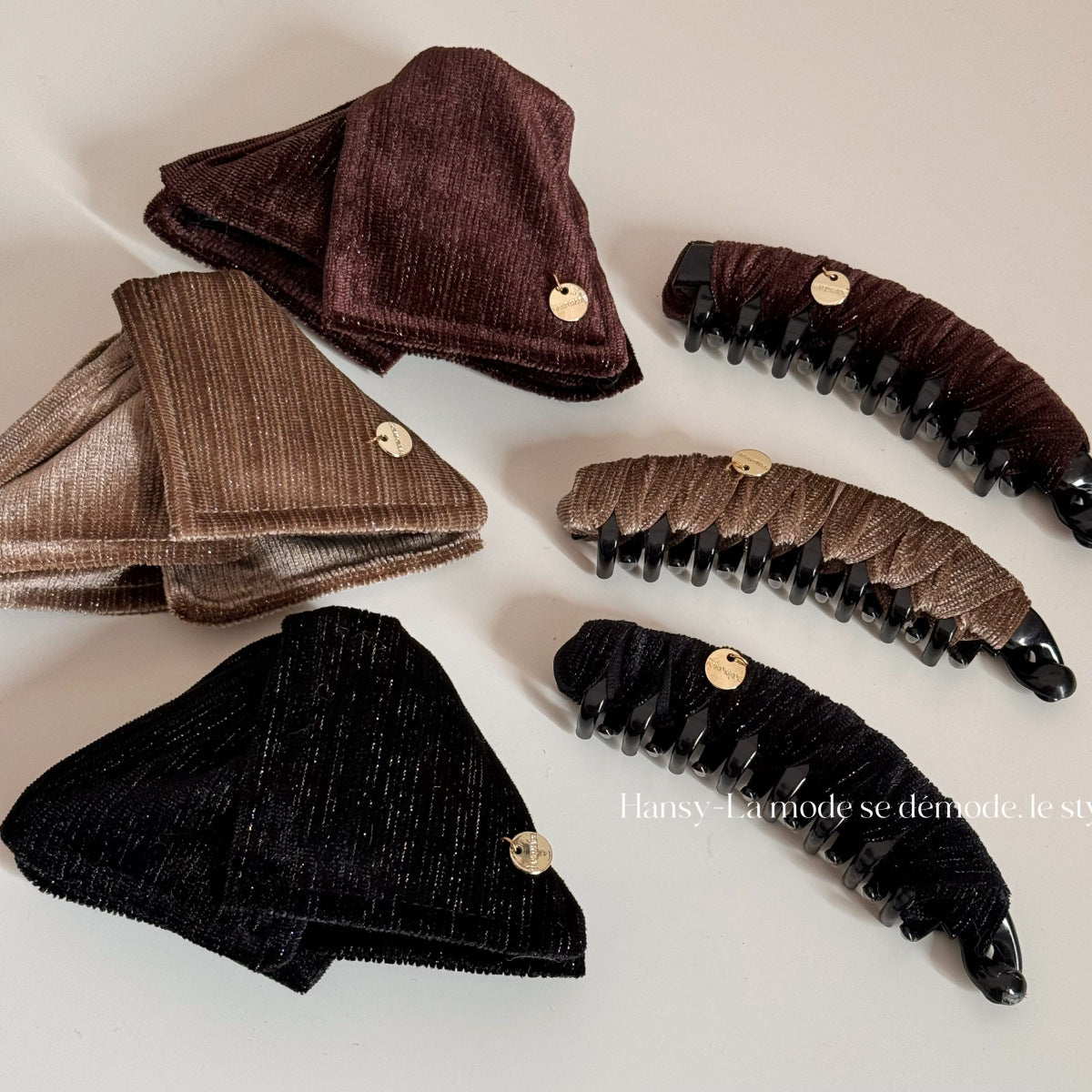 Autumn/Winter Velvet Triangle Hair Clip – Elegant Large Hair Claw