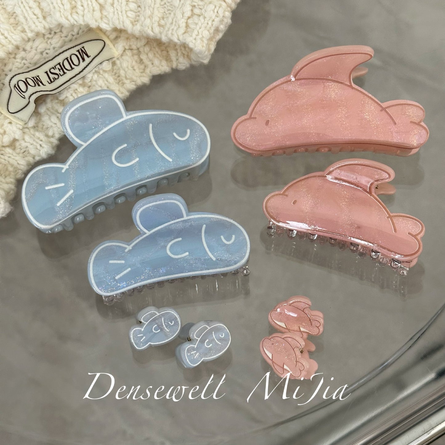 Cute Dolphin Hair Claw Clip – Ocean Style Hair Accessory