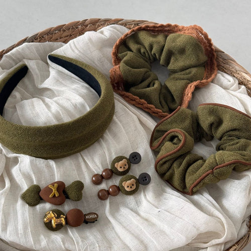 Sweet Pastel One-Pin Hair Clip – Teddy Bear & Heart Design