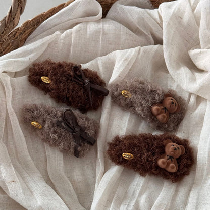 Lambswool Teddy Bear Hairpin with Gold Detail – Plush Bow Side Clip