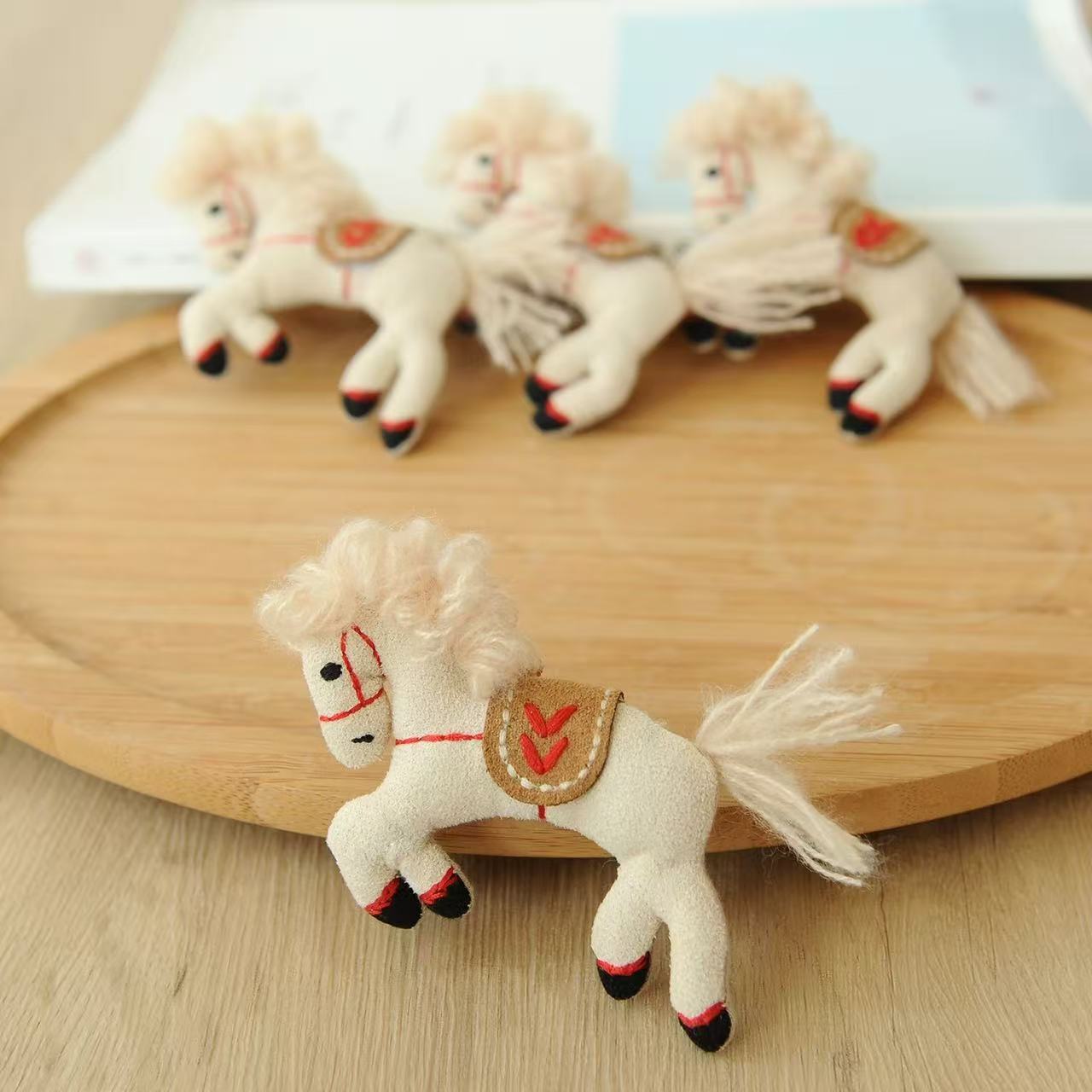 Forest Style Yarn Animal Brooch – Cute Fabric Pin