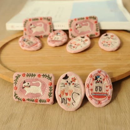 Pink Cat Embroidered Brooch – Cute Fabric Pin