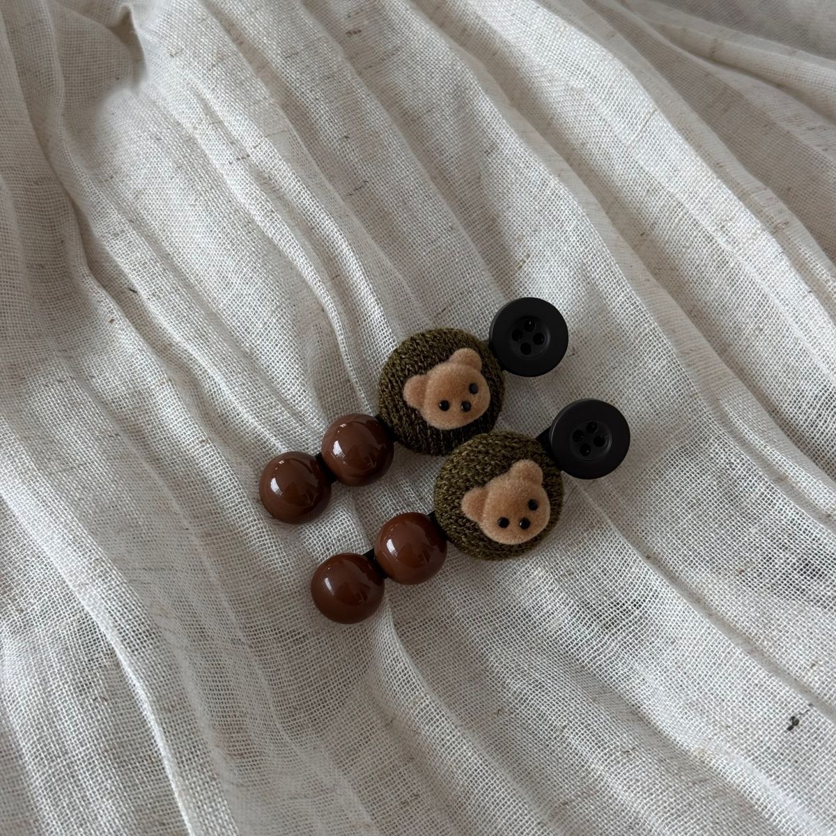 Sweet Pastel One-Pin Hair Clip – Teddy Bear & Heart Design