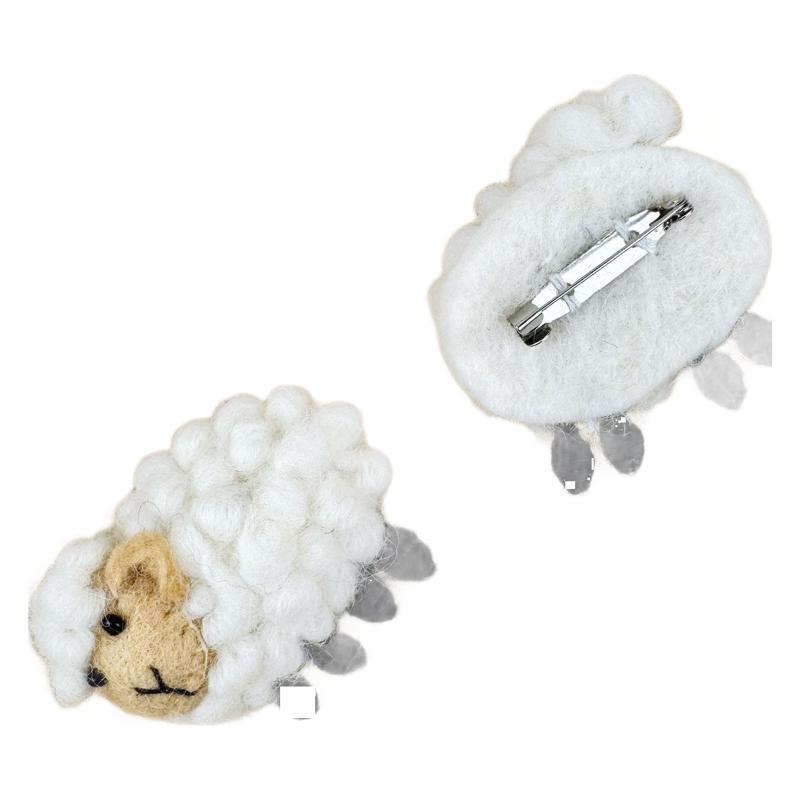 Handmade Sheep Felt Brooch – Cartoon Plush Pin