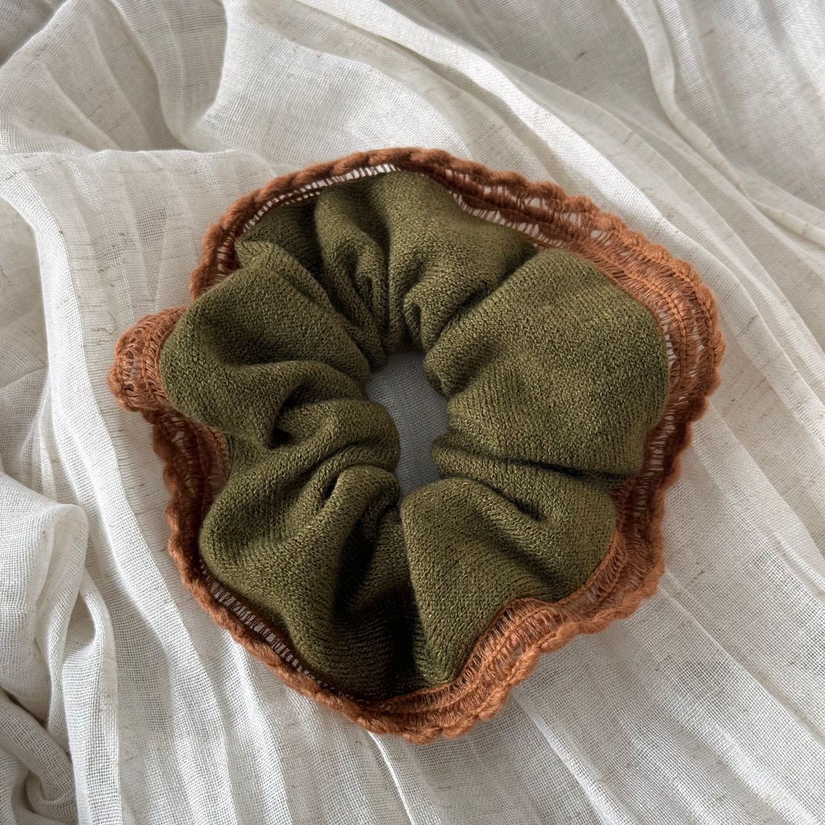 Sweet Pastel One-Pin Hair Clip – Teddy Bear & Heart Design