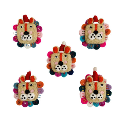 Handmade Felt Lion Brooch – Cute Cartoon Pin
