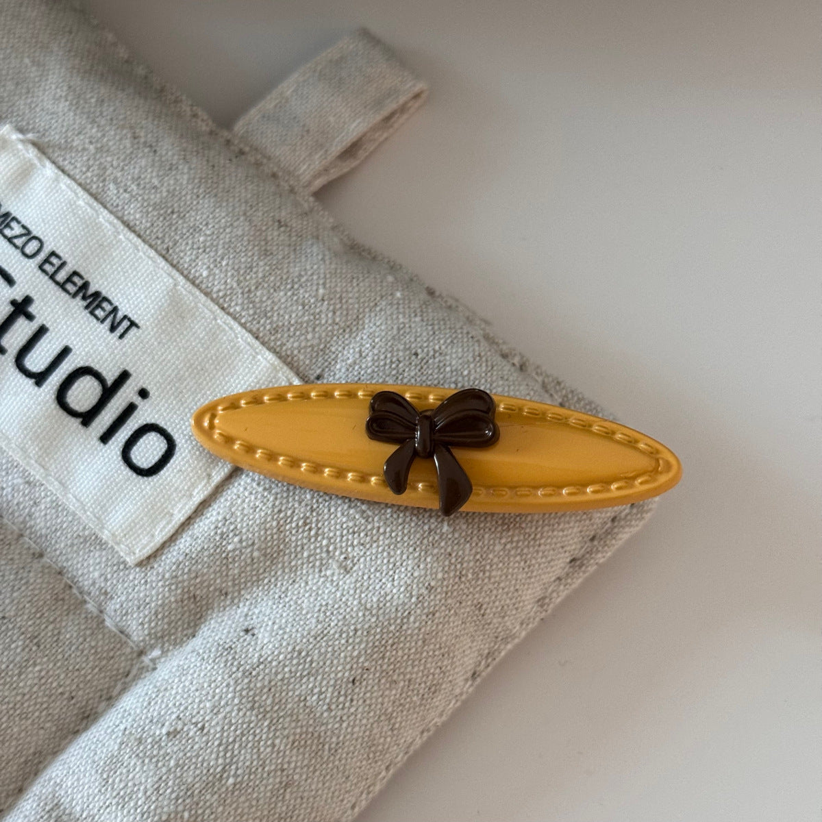 Yellow-Brown Bow Hairpin – Minimalist Side Clip for Girls