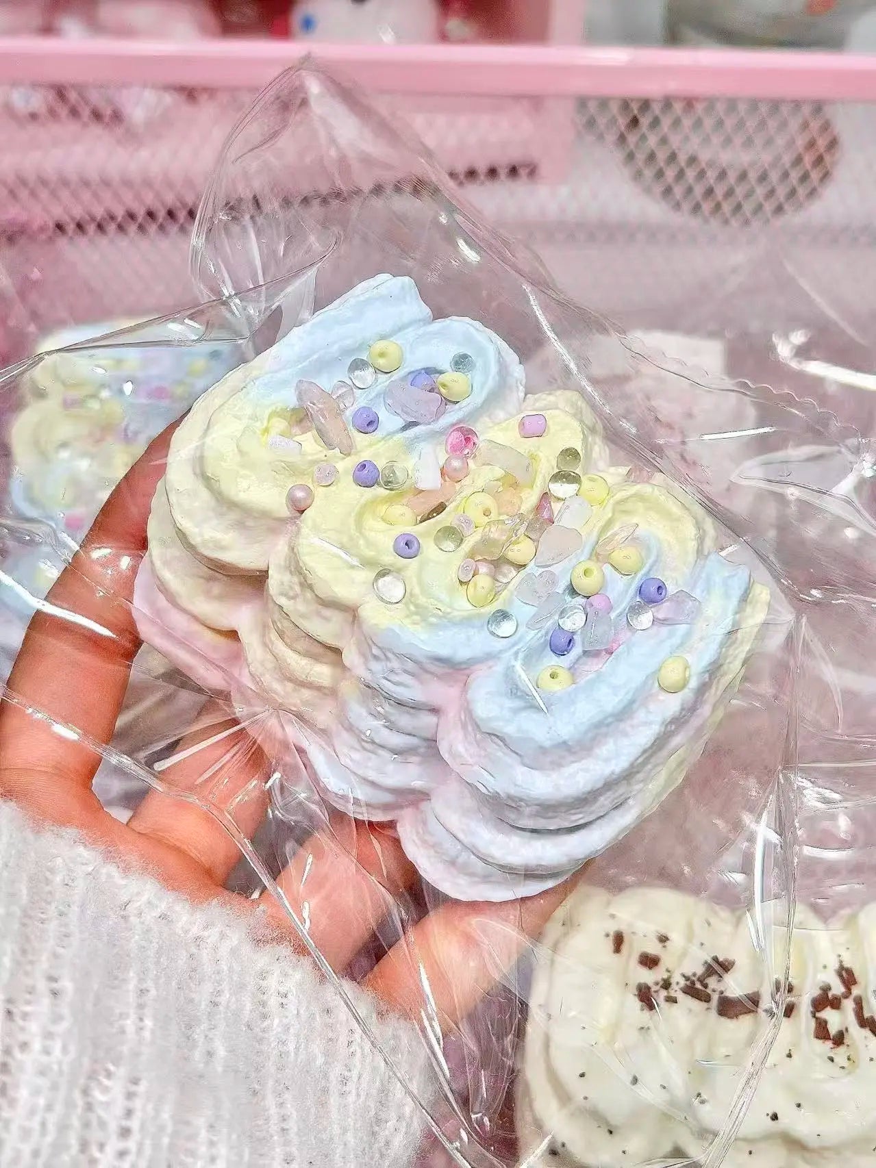 Cream Cookie Squishy – Slow Rising Stress Relief Toy