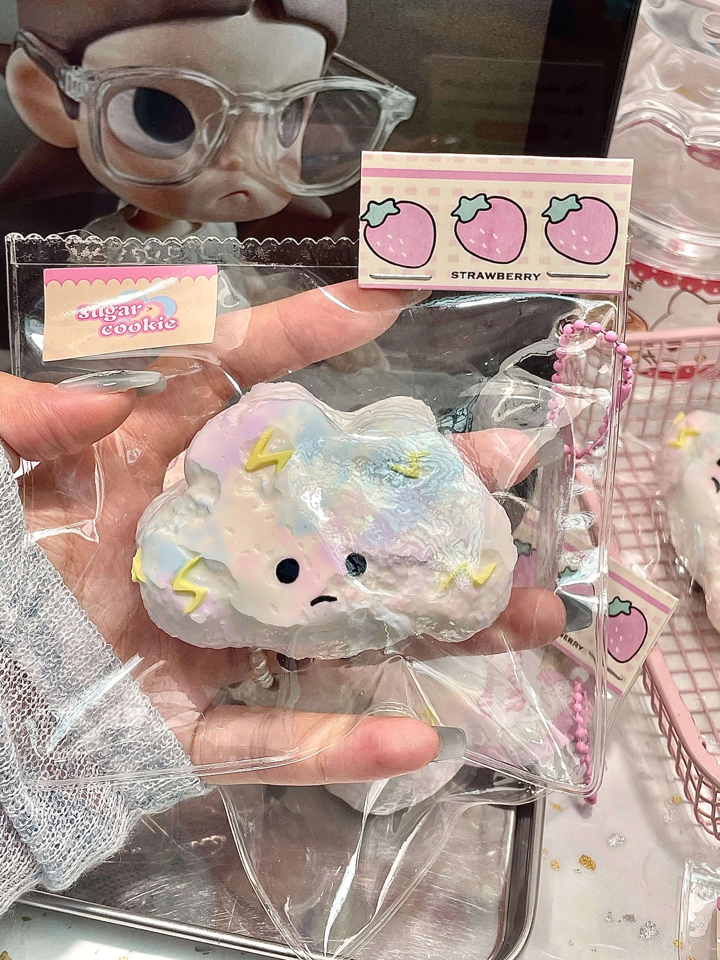 Fluffy Cloud Squishy – Slow Rising Stress Relief Toy