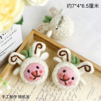 Handmade Animal Felt Brooch – Cute Cat & Bear Pin