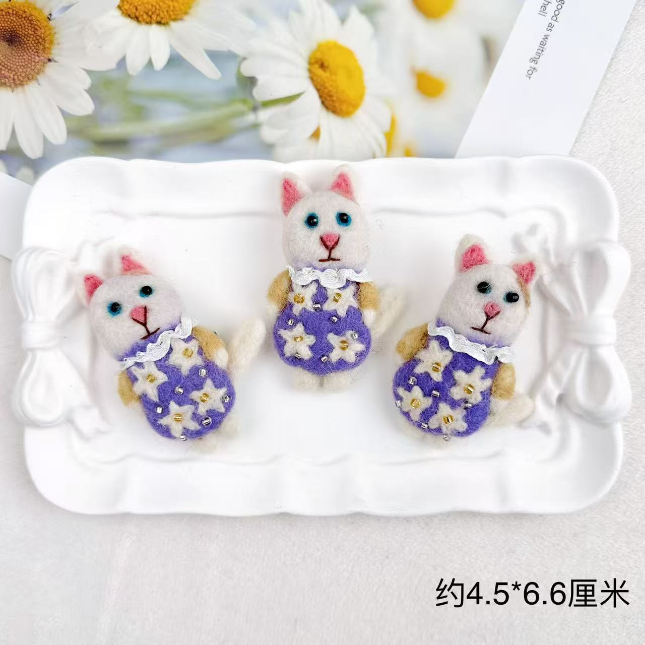 Handmade Animal Felt Brooch – Cute Cat & Bear Pin